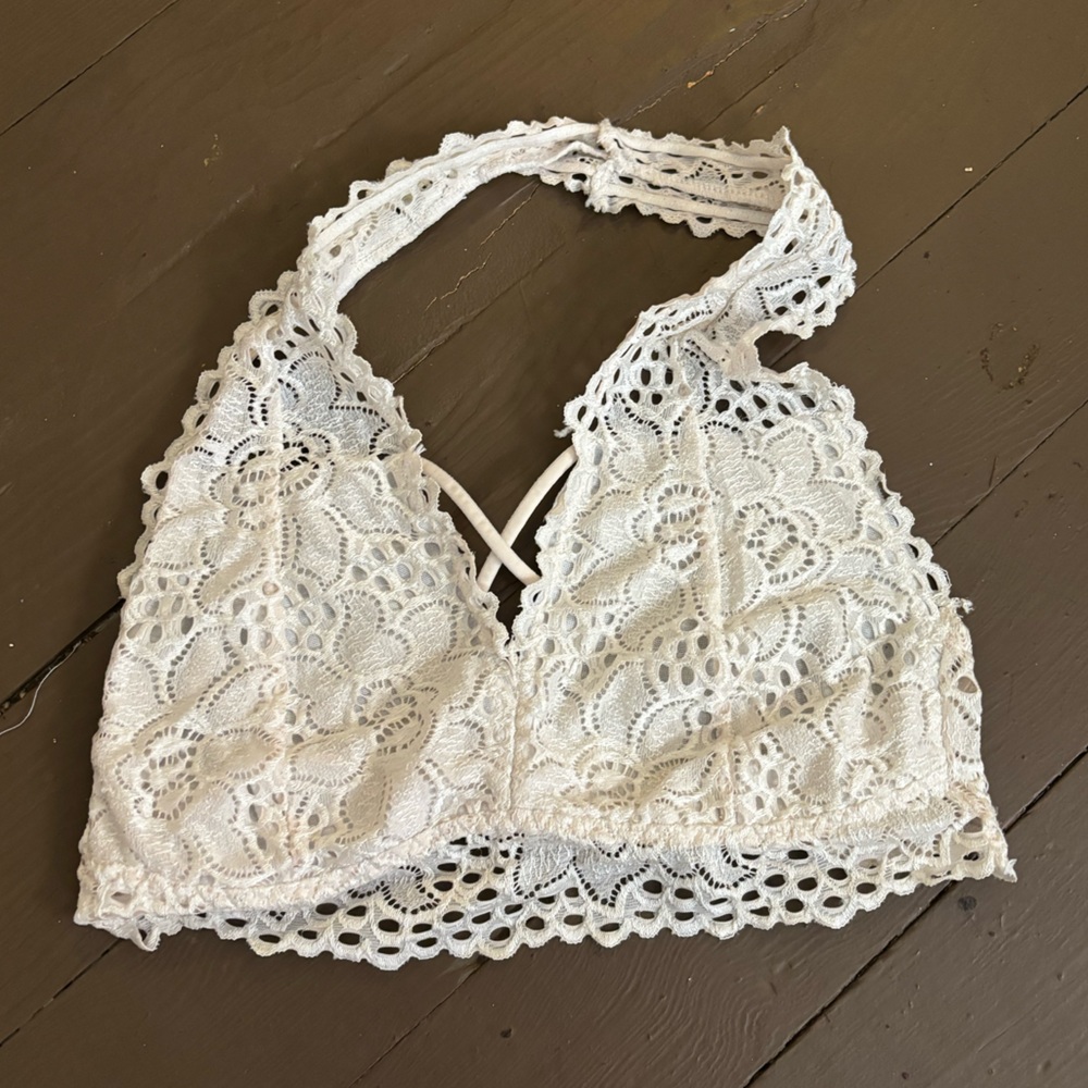super cute bralette!